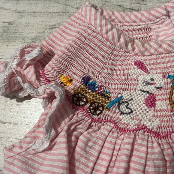 Easter Smocked Ballon Size 2T - Picture 3 of 8
